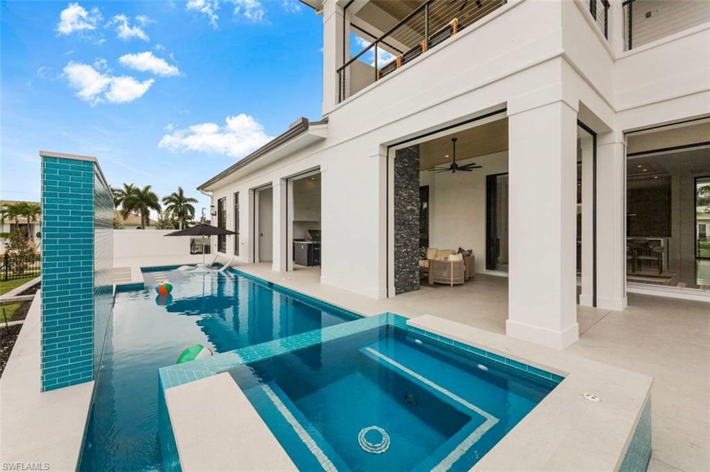 661 Amber Dr Photo 24