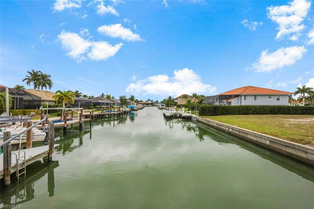 661 Amber Dr Photo 42